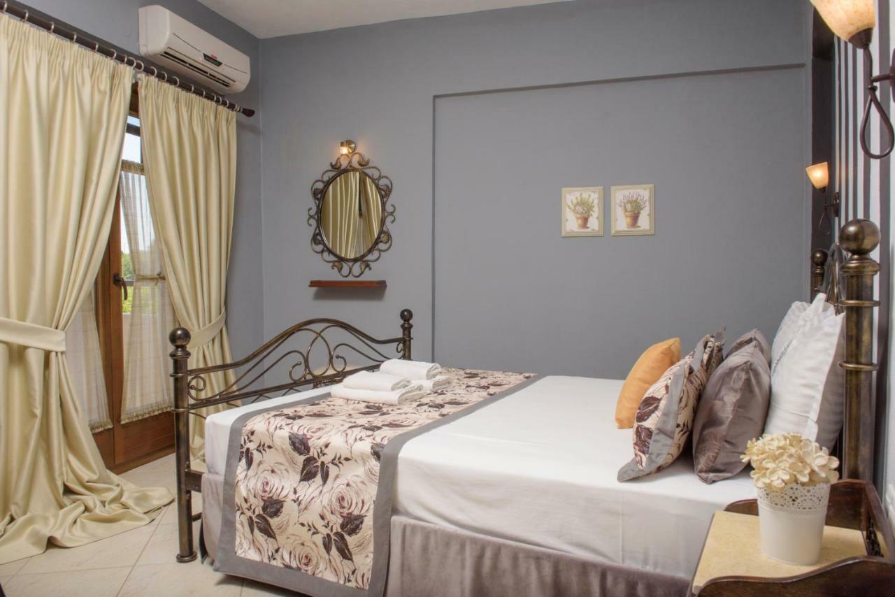 Apart Boutique Giorgos Амолиани Номер фото