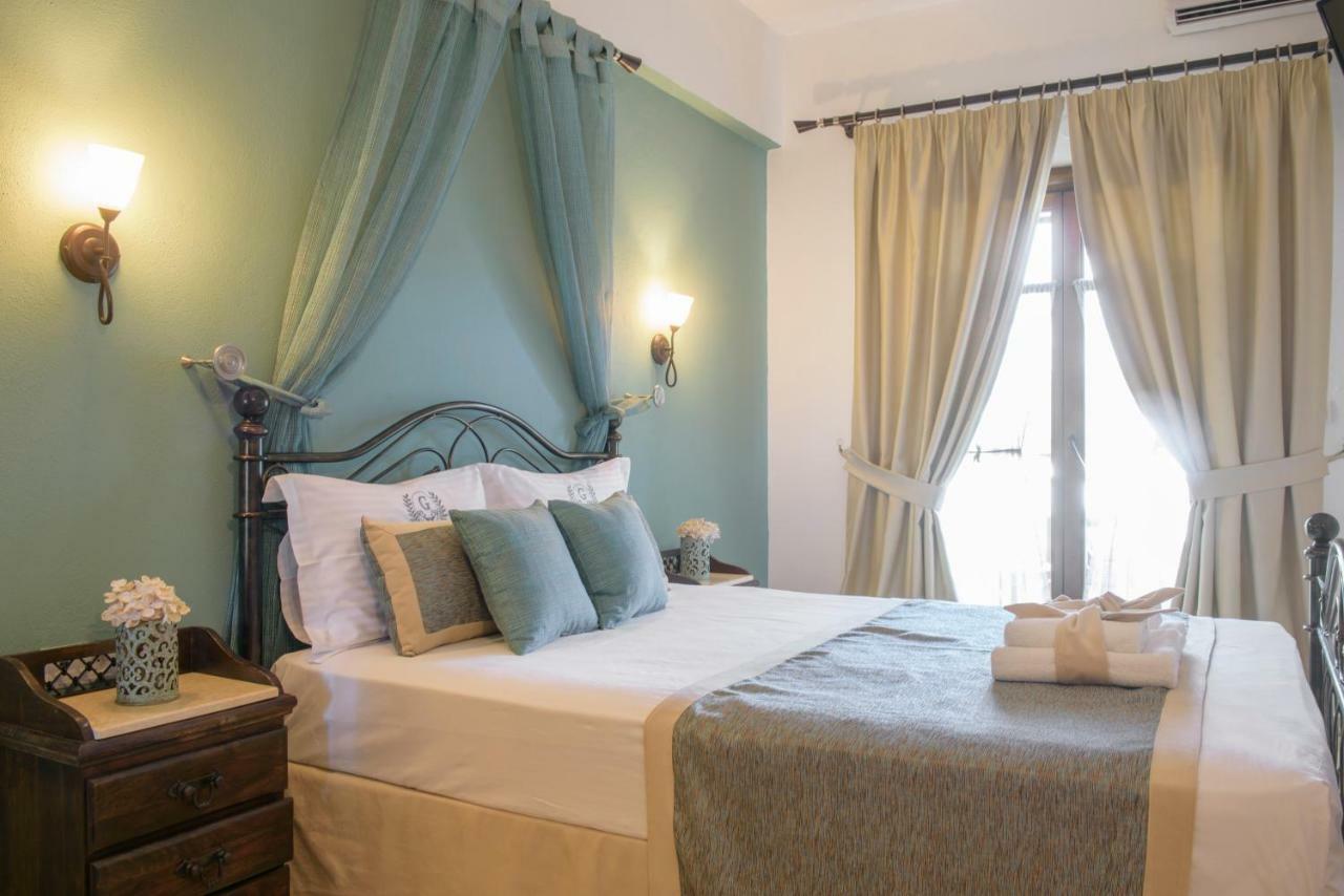 Apart Boutique Giorgos Амолиани Номер фото