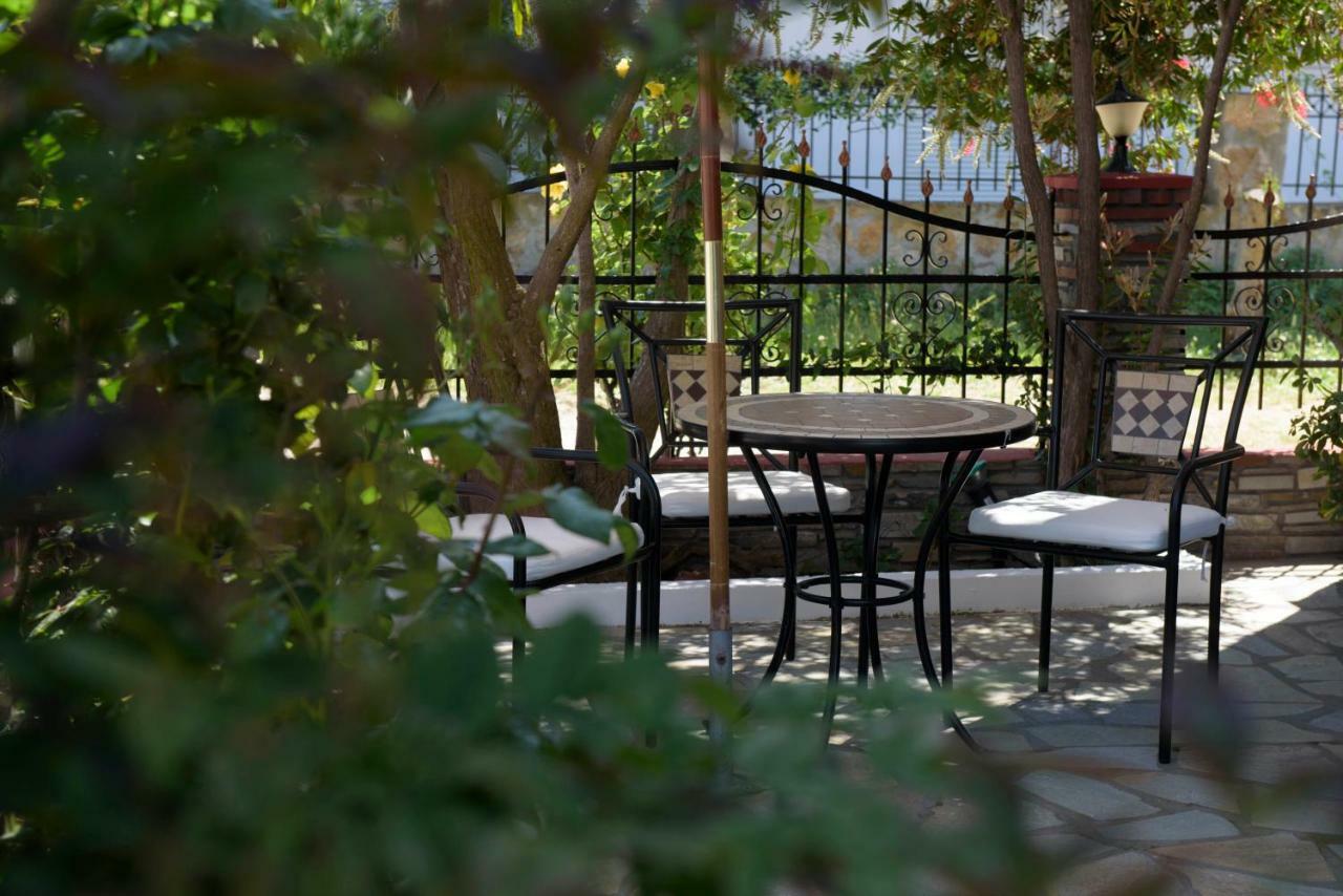 Apart Boutique Giorgos Амолиани Экстерьер фото